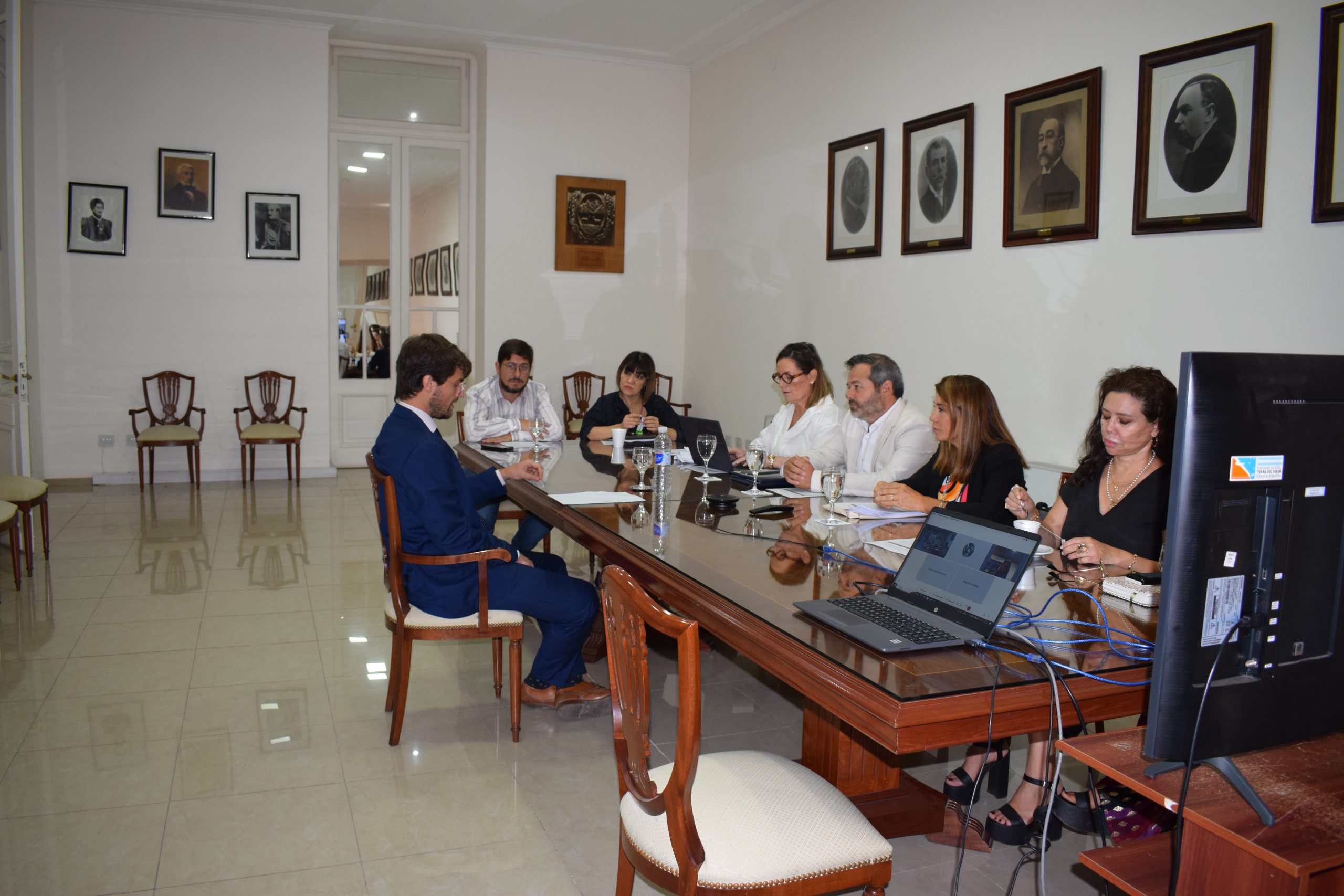 SEGUNDA JORNADA DE AUDIENCIAS PÚBLICAS EN EL CONCURSO PARA CUBRIR CARGOS DE DEFENSORES ADJUNTOS