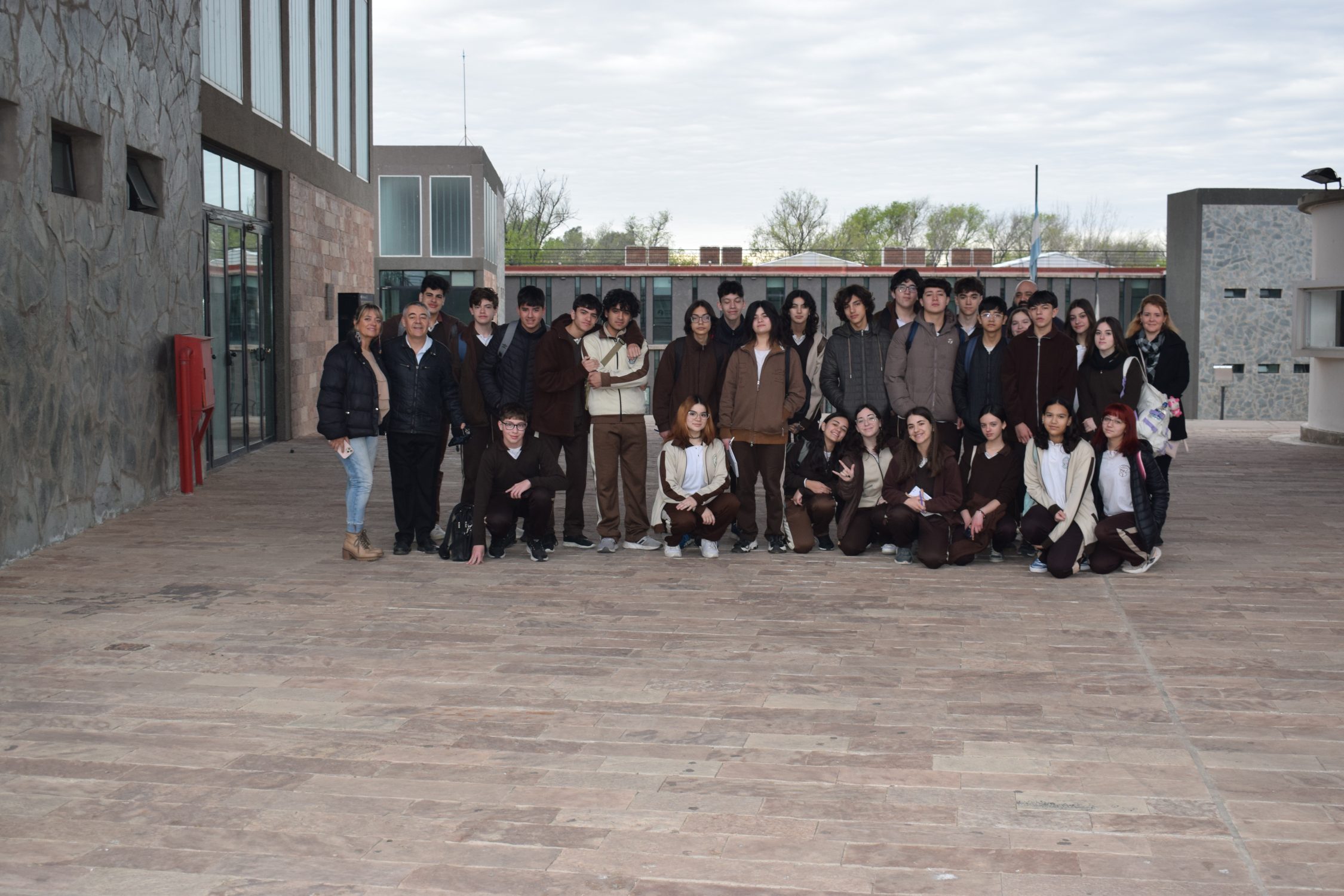 ALUMNOS DEL INSTITUTO SAN BUENAVENTURA VISITARON EL EDIFICIO JUDICIAL DE VILLA MERCEDES