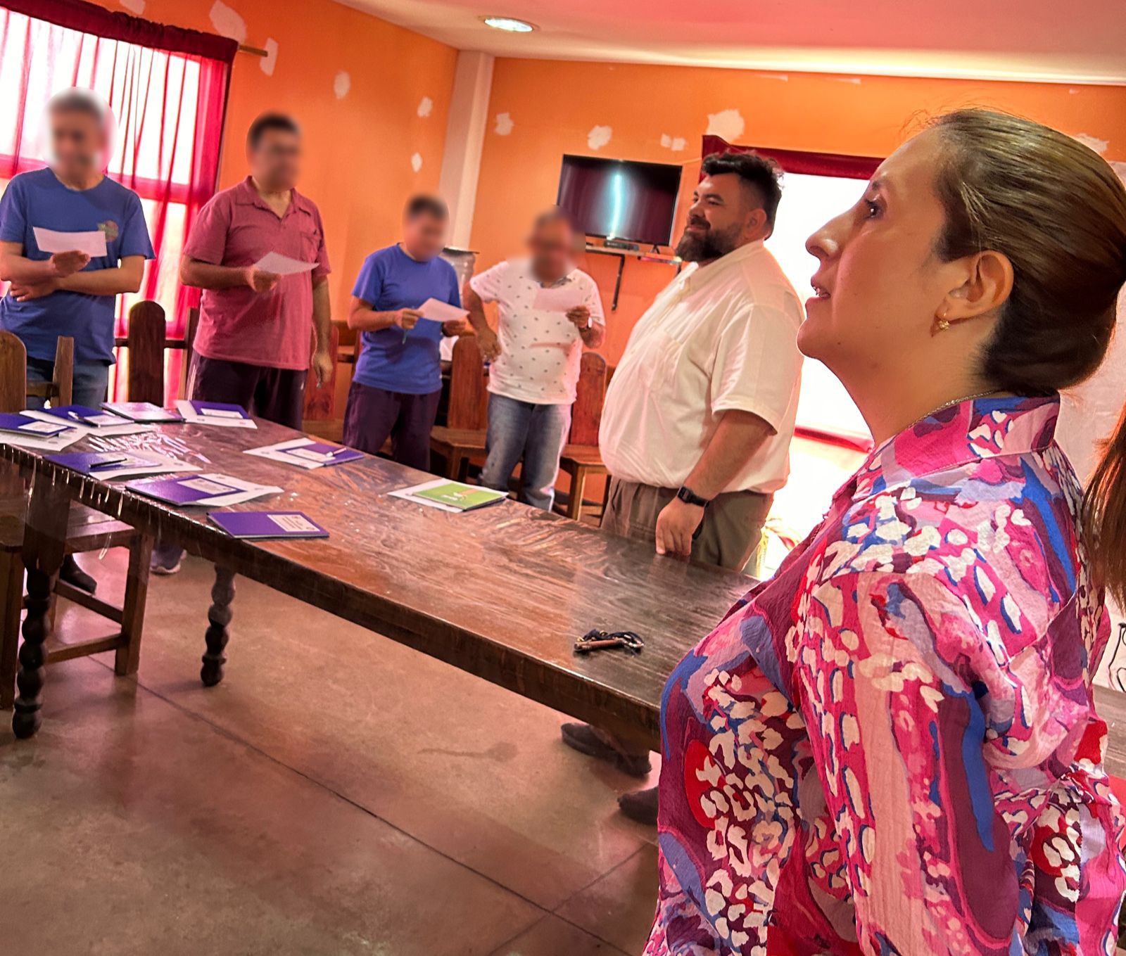 PONEN EN MARCHA UN TALLER RADIOFÓNICO EN EL SERVICIO PENITENCIARIO DE PAMPA DE LAS SALINAS