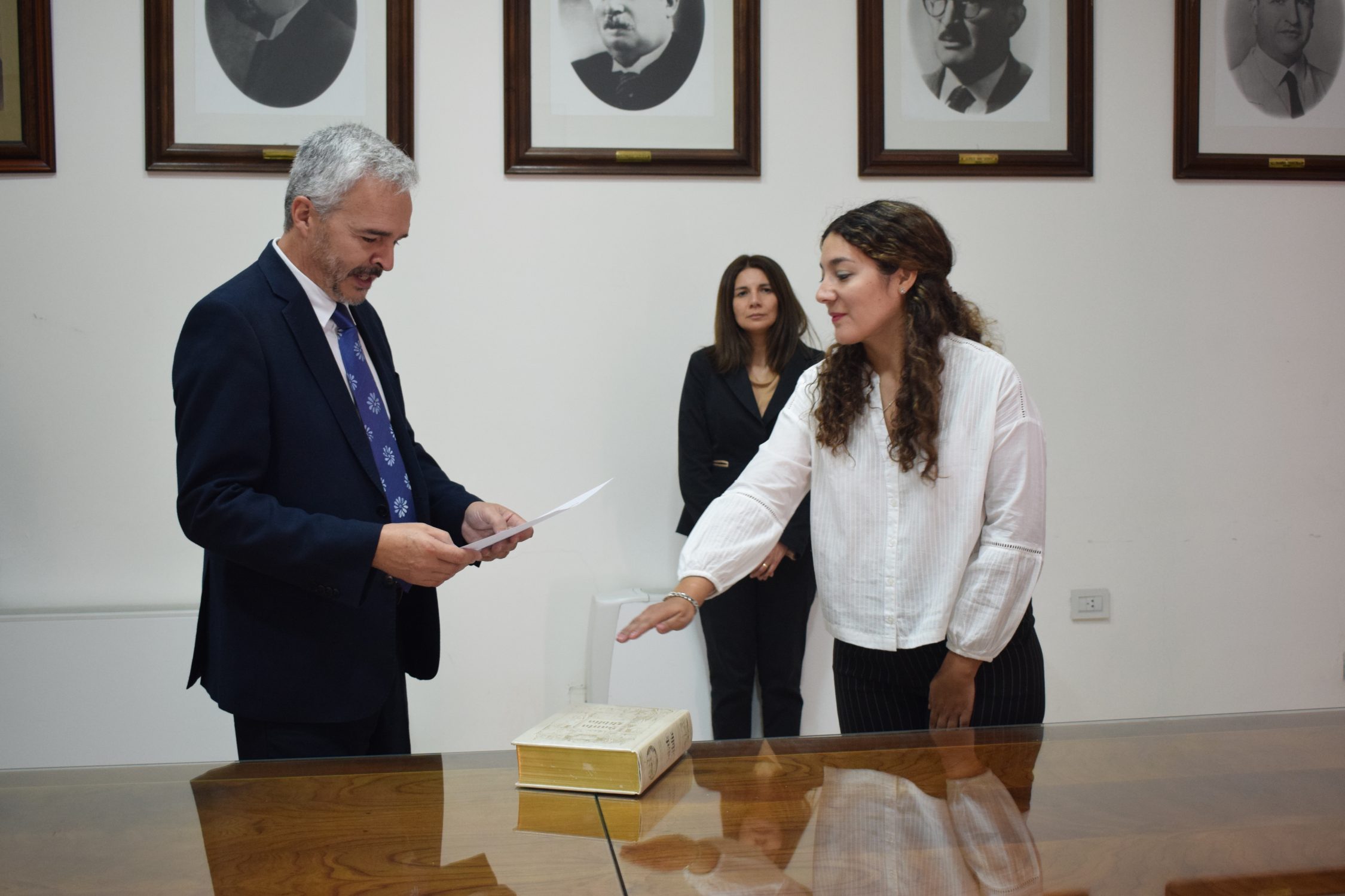 ACTO DE JURAMENTO DE DEFENSORA PROVISORIA DE NIÑEZ Nº 2 DE LA SEGUNDA CIRCUNSCRIPCIÓN JUDICIAL