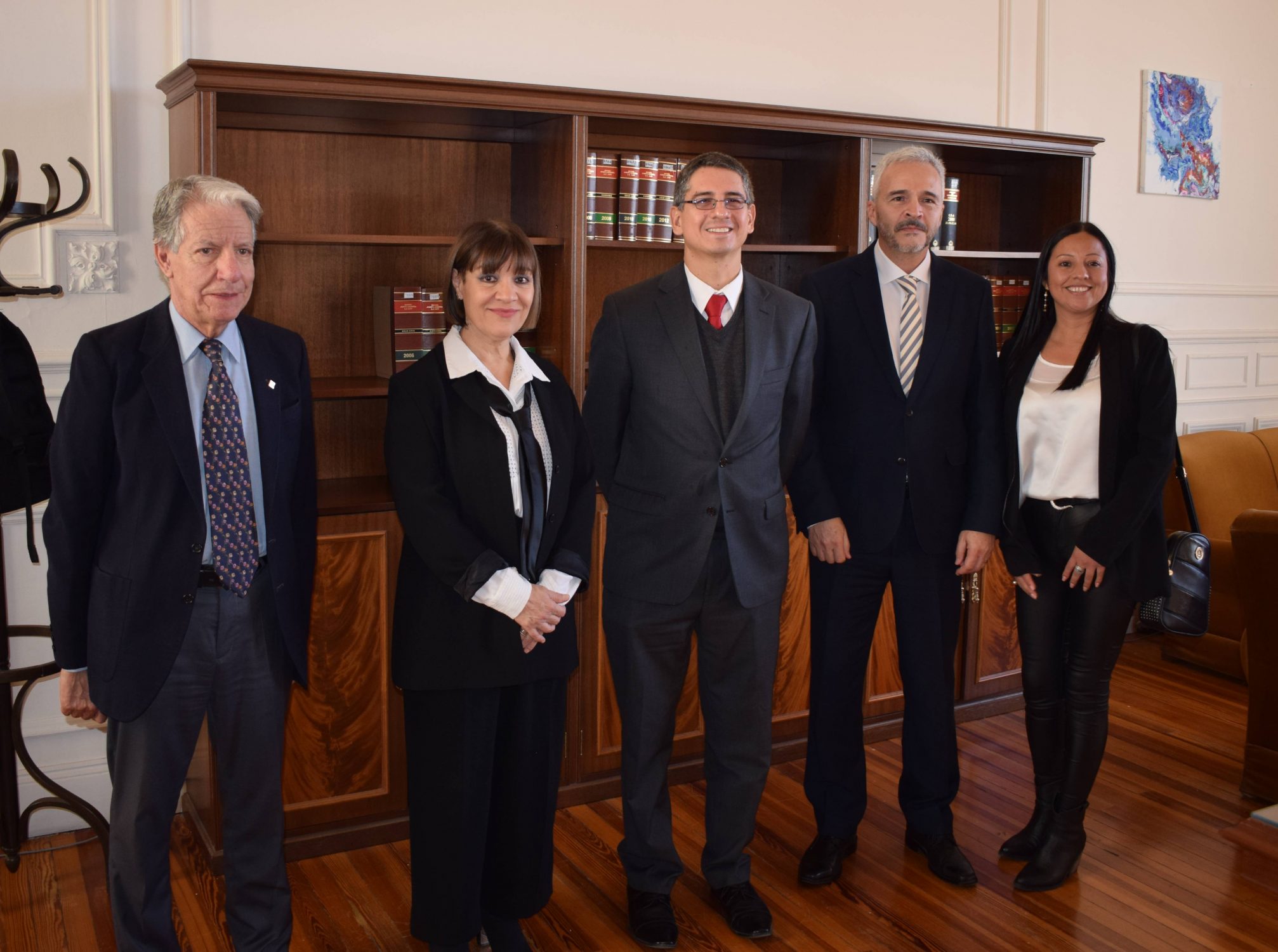 VISITA INSTITUCIONAL DEL CÓNSUL GENERAL DEL PERÚ AL PODER JUDICIAL