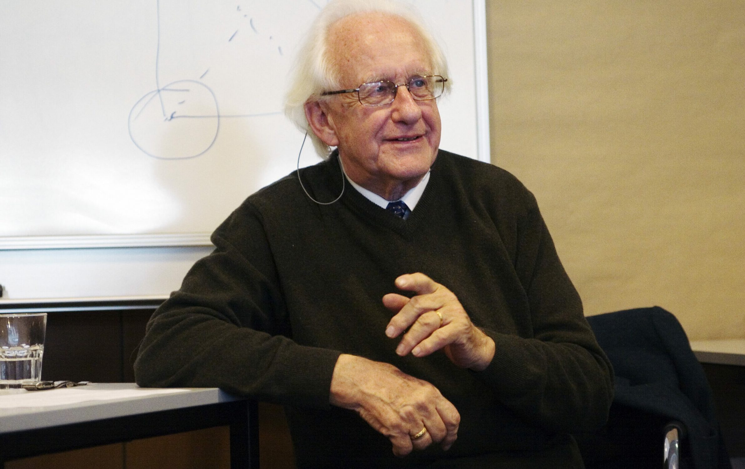 SERÁ CONSIDERADO COMO CLÍNICA DE CASOS LA CAPACITACIÓN “EXPLORANDO LA OBRA DE JOHAN GALTUNG”