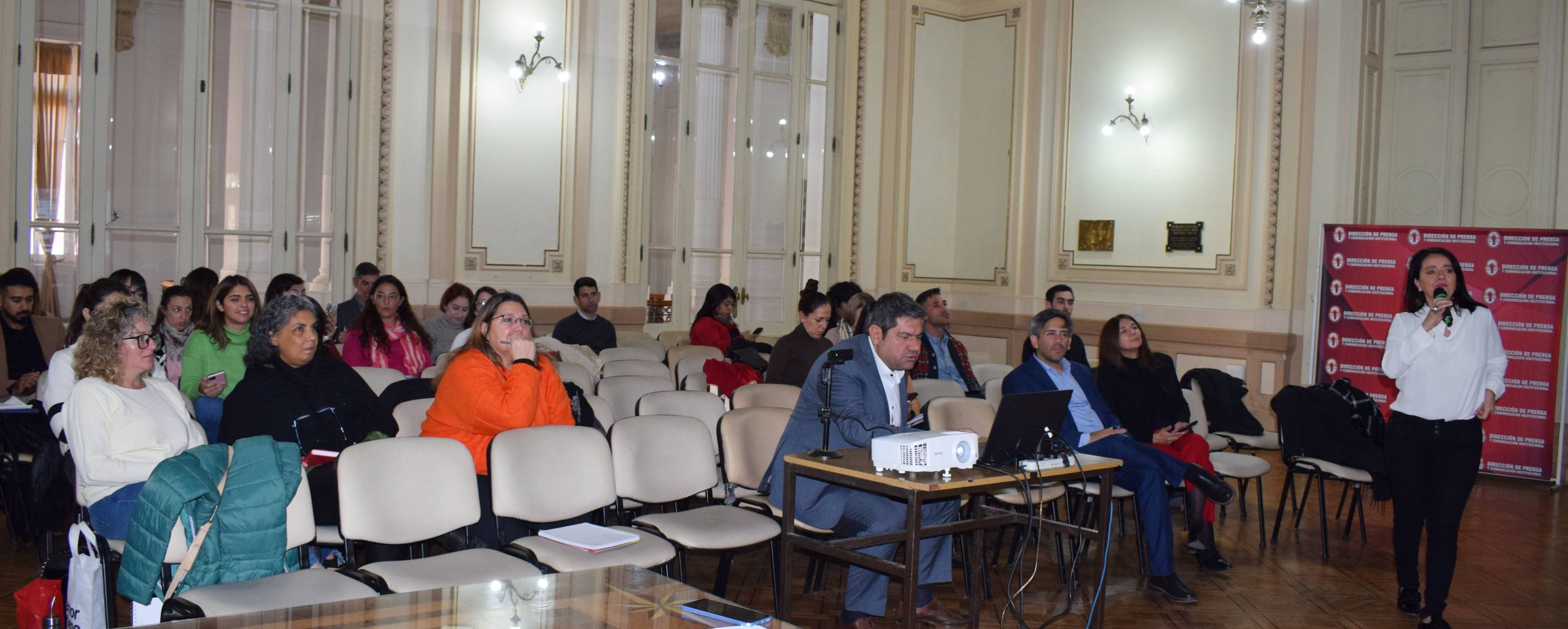 ASPIRANTES A COORDINADORES DE OFICINA DE GESTIÓN UNIFICADA SE CAPACITAN CON DOCENTES DE MENDOZA